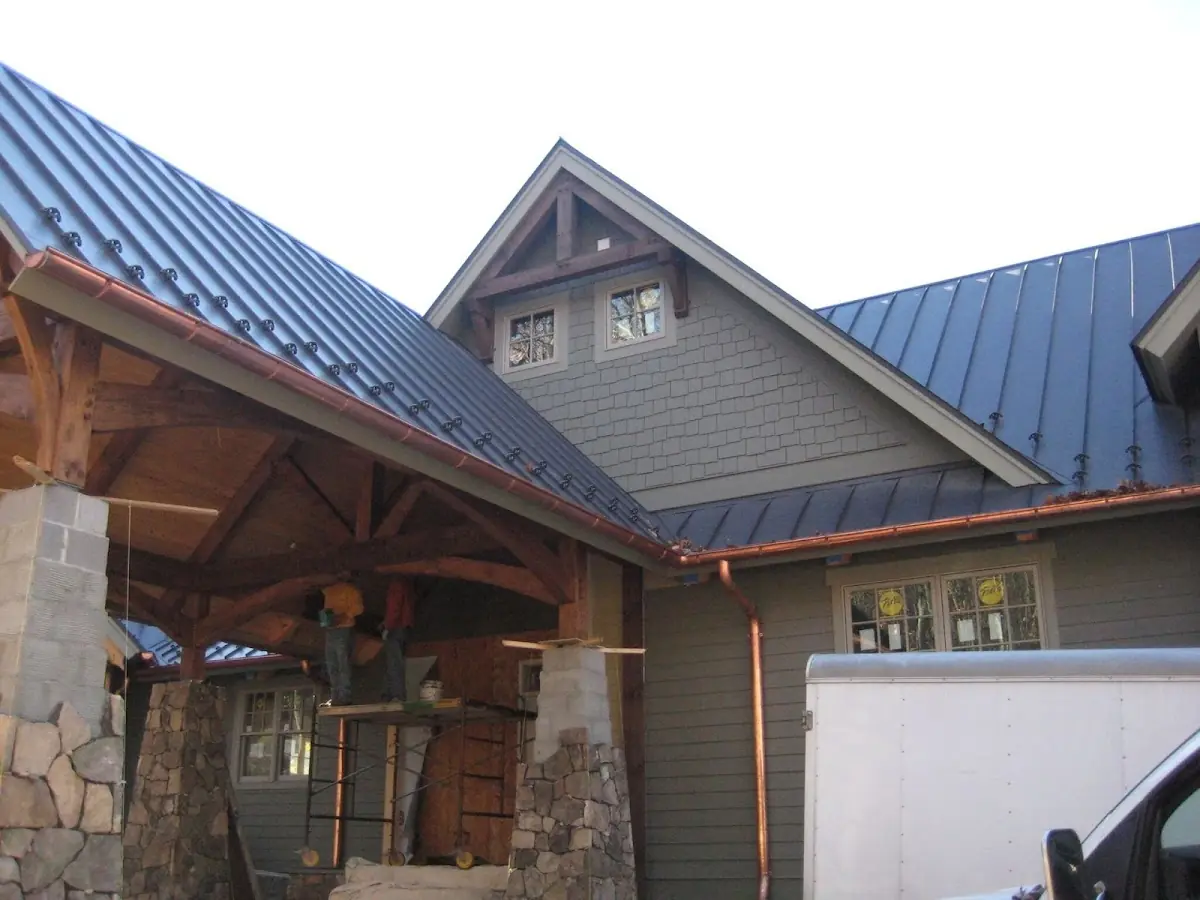 Craftsman Roofing team delivering quality roofing work in Pecan Grove